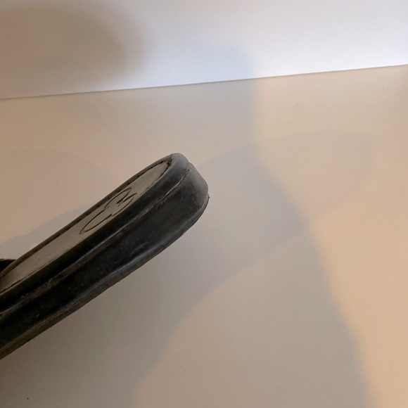 Disney's Magic Mickey Leather Sandals Women’s size 8 - Picture 5 of 7